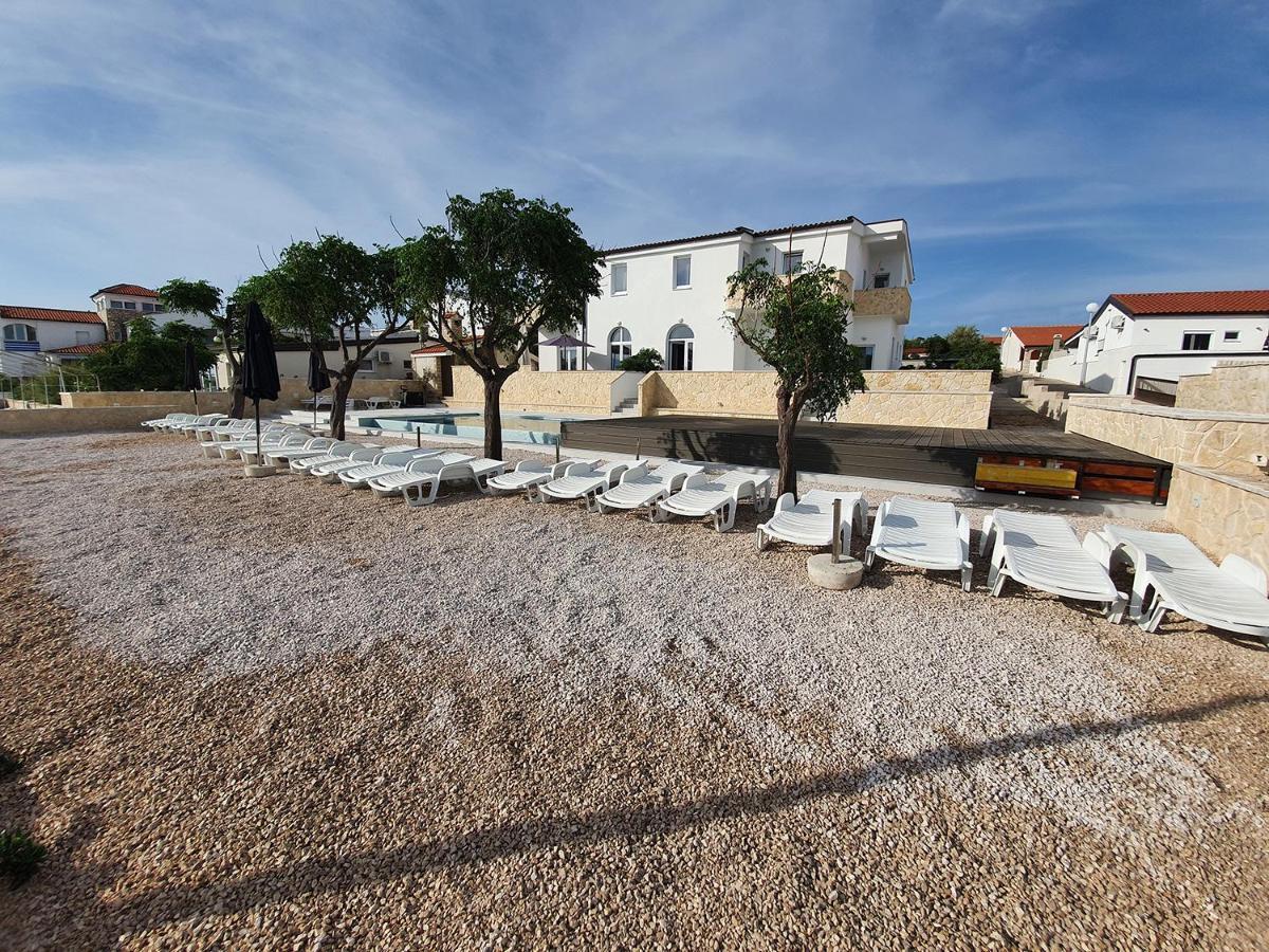 Villa Ivanovic Vir Buitenkant foto