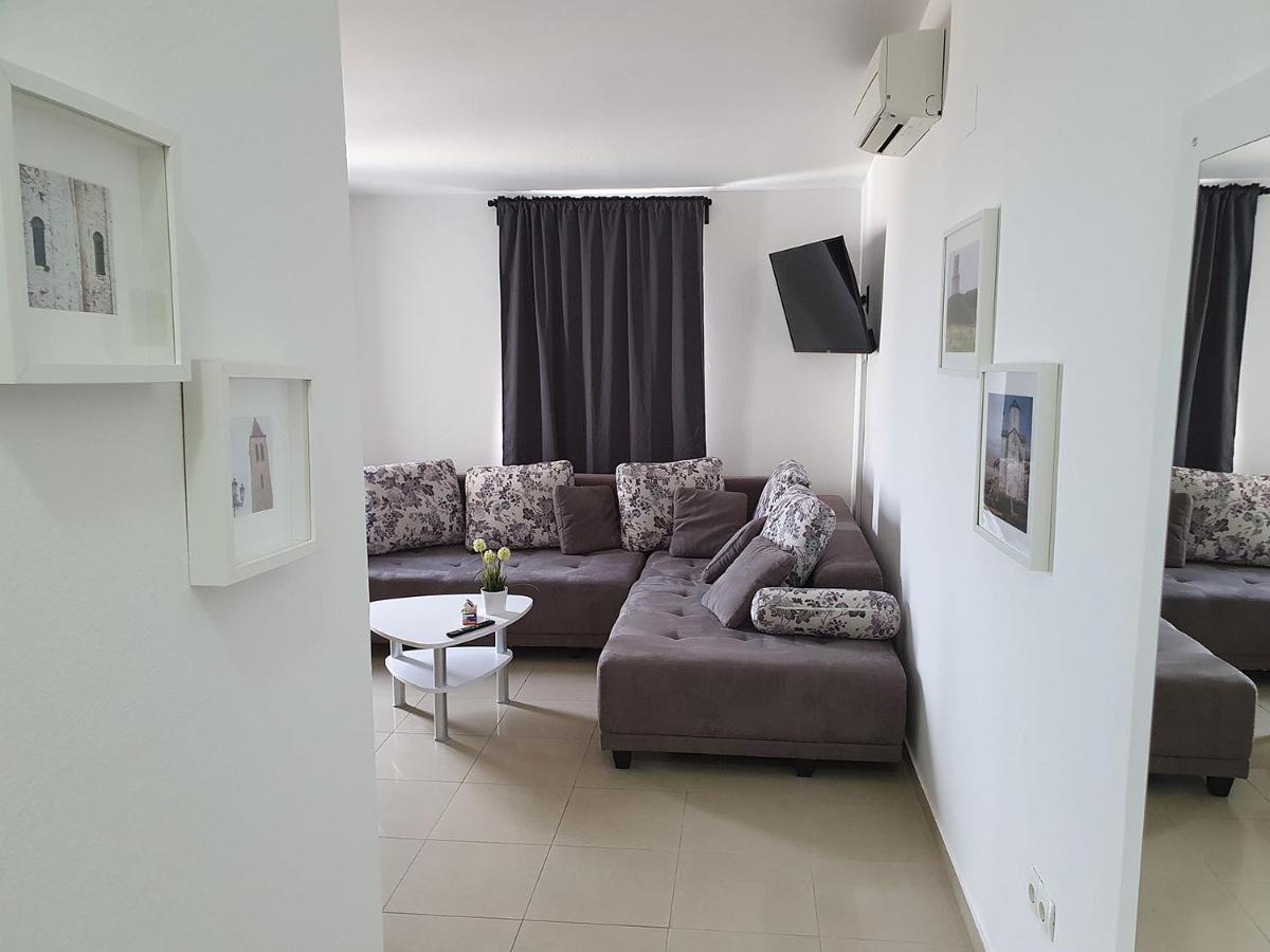 Villa Ivanovic Vir Buitenkant foto